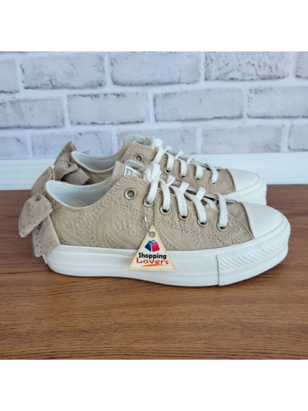 ❤️Converse Chuck Taylor All Star Lift Bow Sz 8 Women's Shoes Embroidered A10246C - Picture 11 of 14
